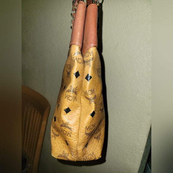 MCM Cognac Tote w Chain/Leather straps - Picture 11 of 16